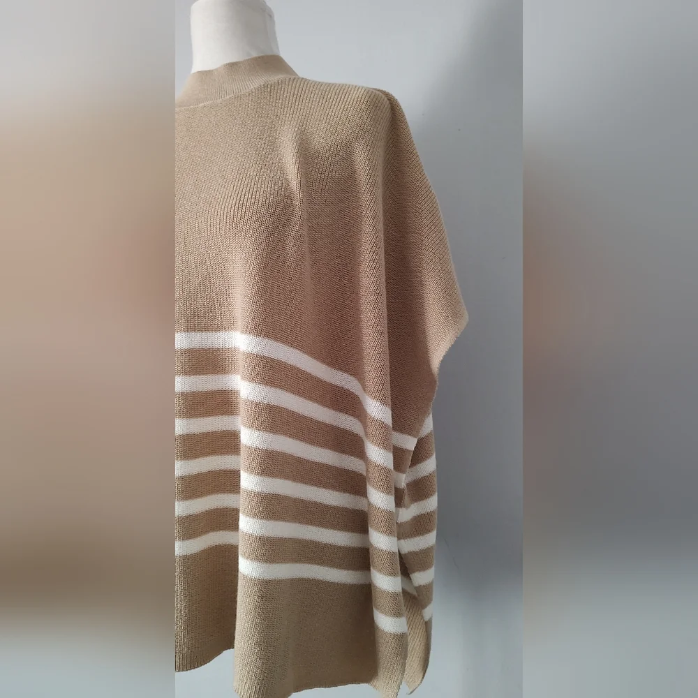 Sweater Women J Crew  Poncho  One Size Color Beige And White High Neck Relaxed